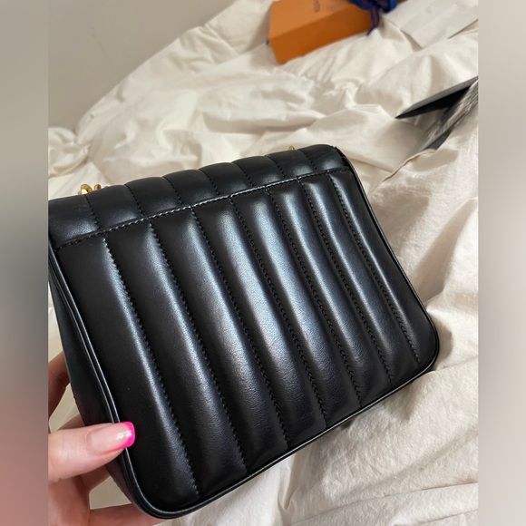 YSL MEDIUM VICKY BAG - Picture 5 of 7